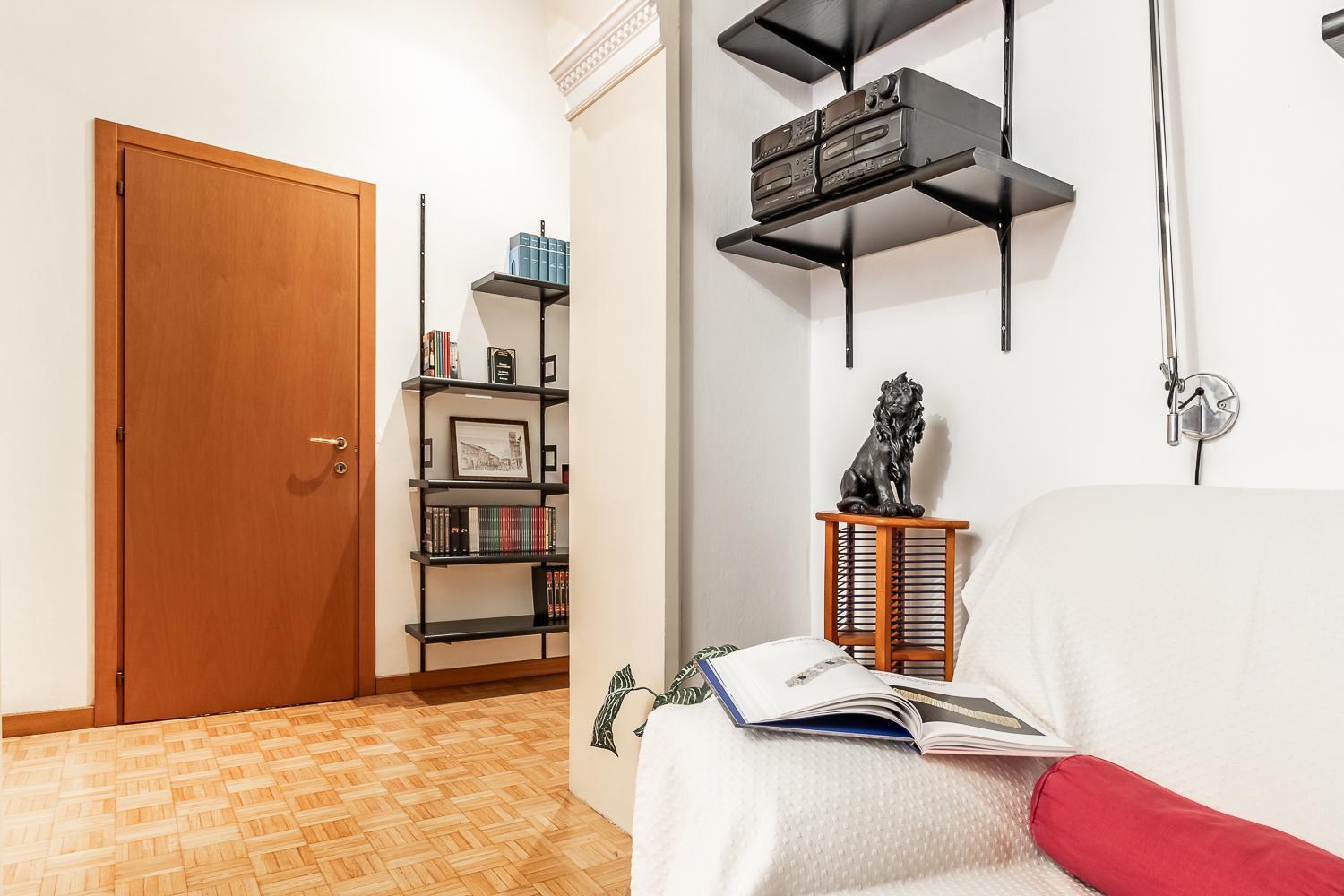 Spacious Apt With Kitchenette, Near Piazza Maggiore 볼로냐 외부 사진