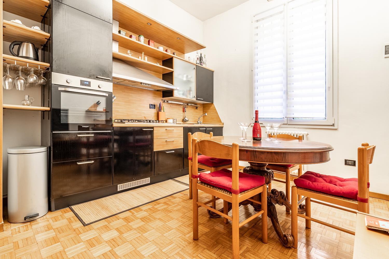 Spacious Apt With Kitchenette, Near Piazza Maggiore 볼로냐 외부 사진