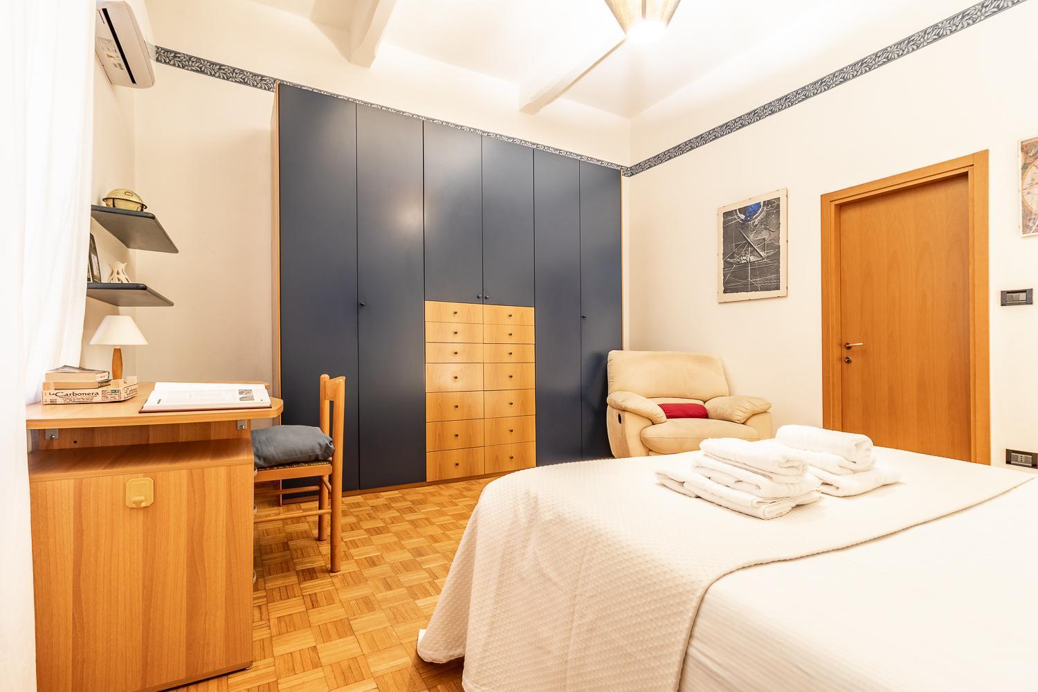 Spacious Apt With Kitchenette, Near Piazza Maggiore 볼로냐 외부 사진